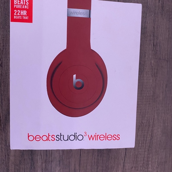 * SEND BEST OFFER* Beats Studio 3 REFURBISHED - Picture 5 of 5
